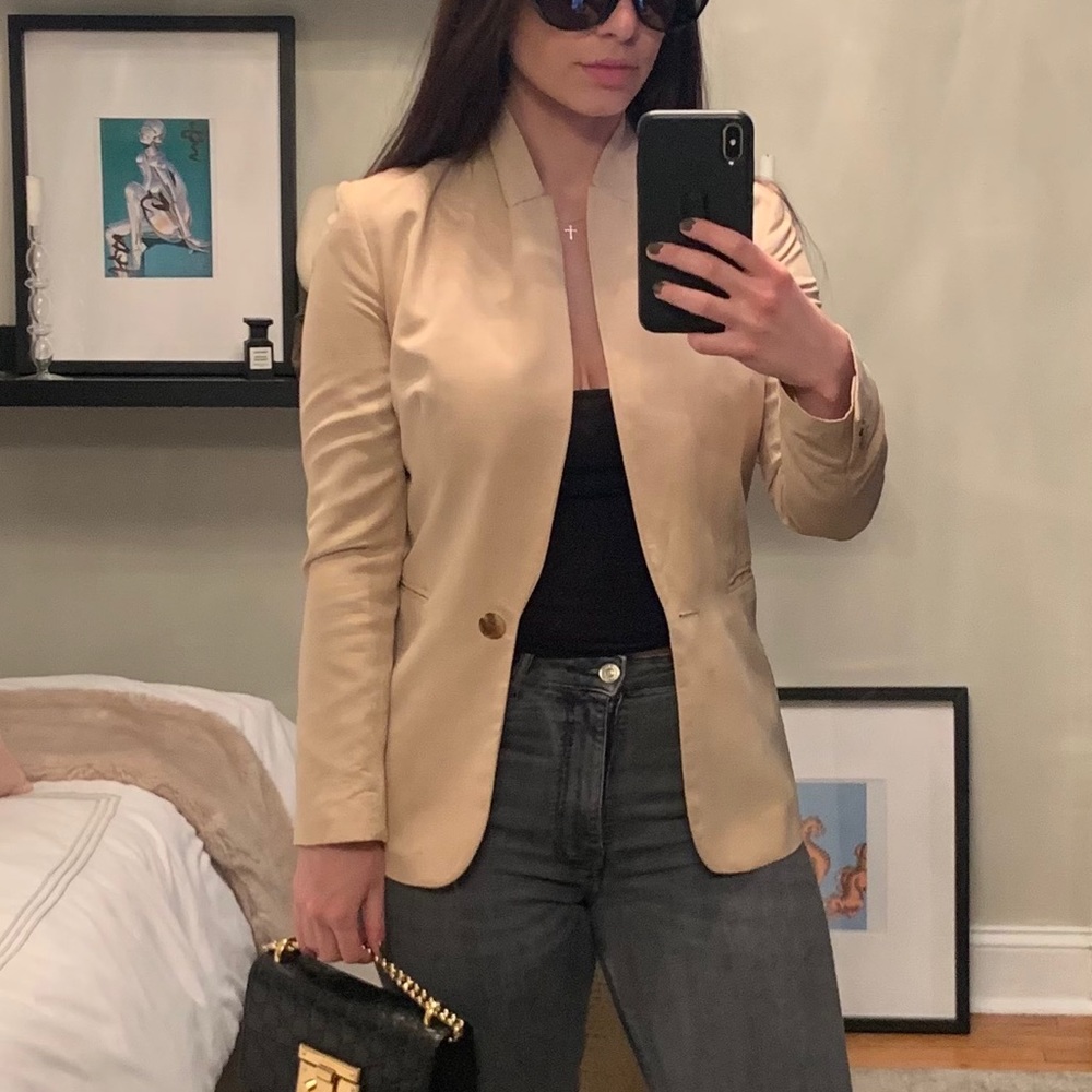Sophisticated Blazer - Nude